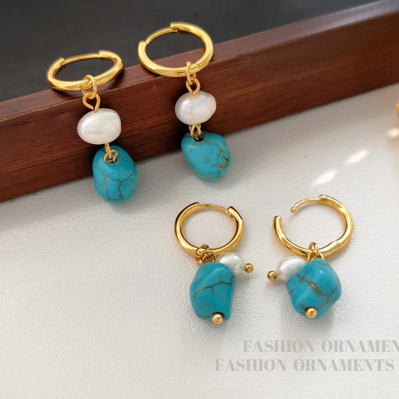 High-End Irregular Blue Turquoise and Cultured Pearl Ear Cuffs - Fashionable Temperament Jewelry