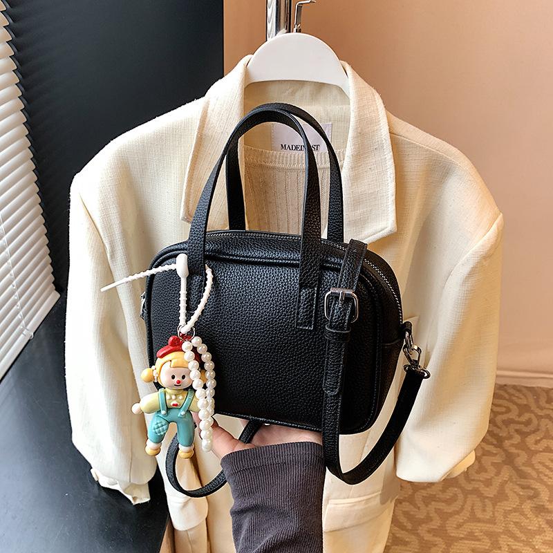 Summer small bag women's new versatile messenger bag high-end exquisite portable pillow bag