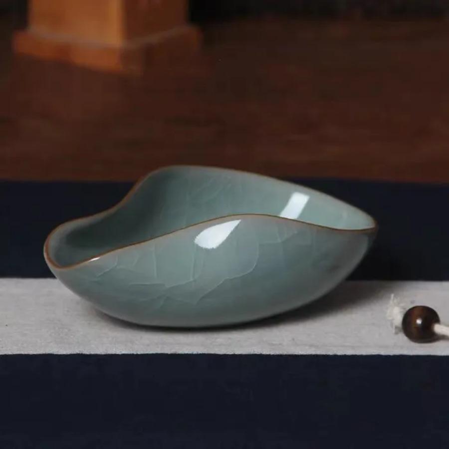 Celadon Cha He Kung Fu Holder Tea Presentation Vessel Porcelain Tea Boxes Saucer Tea Set Accessories Tea Ceremony