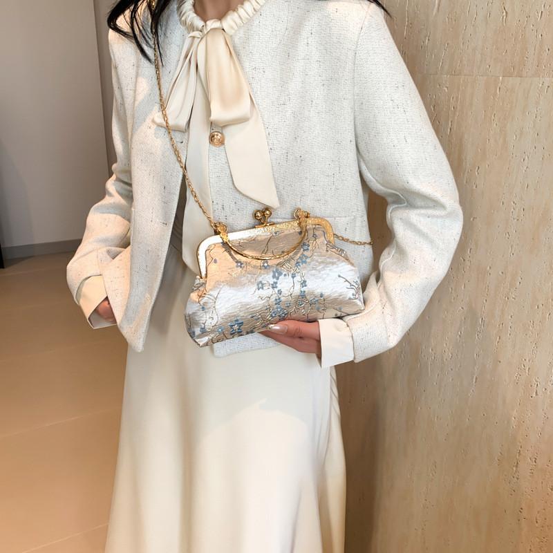 Stylish Street Style Bag 2024 Spring New Limited Edition Evening Bag Vintage Simple Casual Handbag Single Shoulder Crossbody Bag