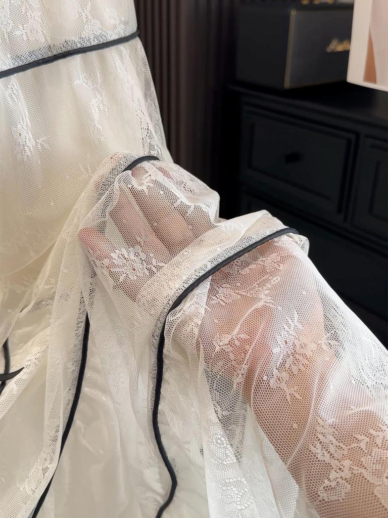 French Romantic Lace Pleated A-Line Skirt – Elegant Mid-Length Layered Cake Design for Spring/Autumn