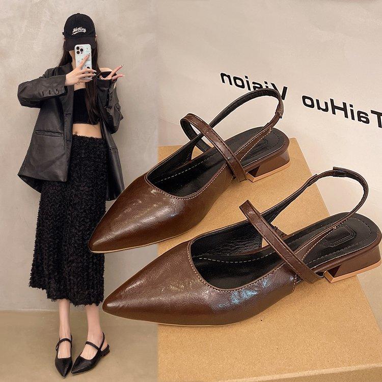 Spring 2025 new flat-bottomed bag head sandals soft leather one-pedal pointed head shallow mouth versatile cool single shoes women's shoes