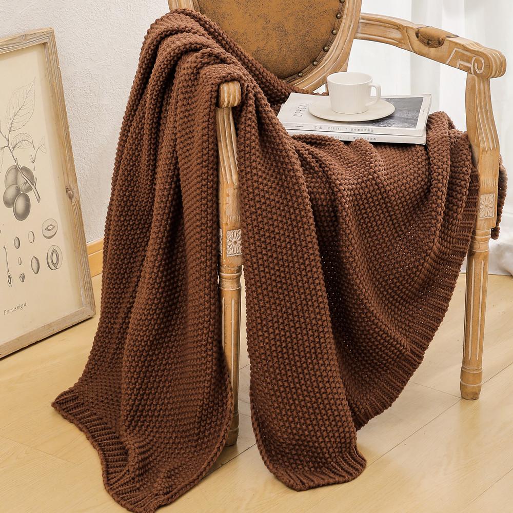 Вязаные декоративные пледы для дивана — фото 6