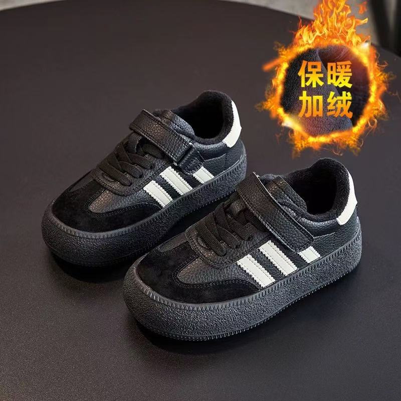 

Genuine leather children s shoes 2025 spring and autumn new girls moral training shoes winter velvet board shoes boys sports and leisure shoes 37