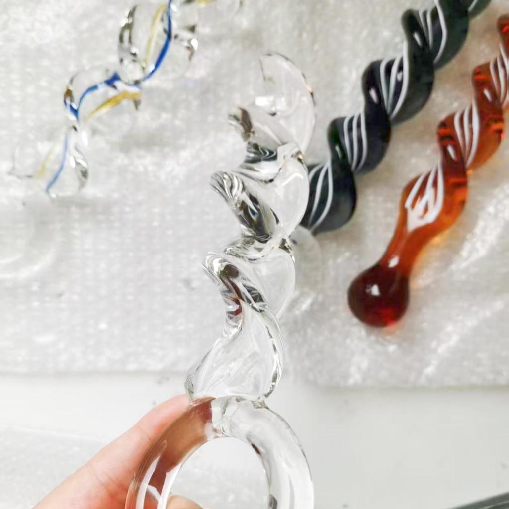 VaHppy Dildo mit Gewinde, rund, Buntglas, Sexspielzeug für Erwachsene, Analplugs, weibliche Masturbation, SM, BDSM, Gay, verdreht, 4 Farben, 160 g, 3,6 cm