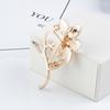 1Pc Romantic Flower Brooch for Women Girls Exquisite Flower Plant Pins Brooches Jewelry Trendy Accessories Party Gift