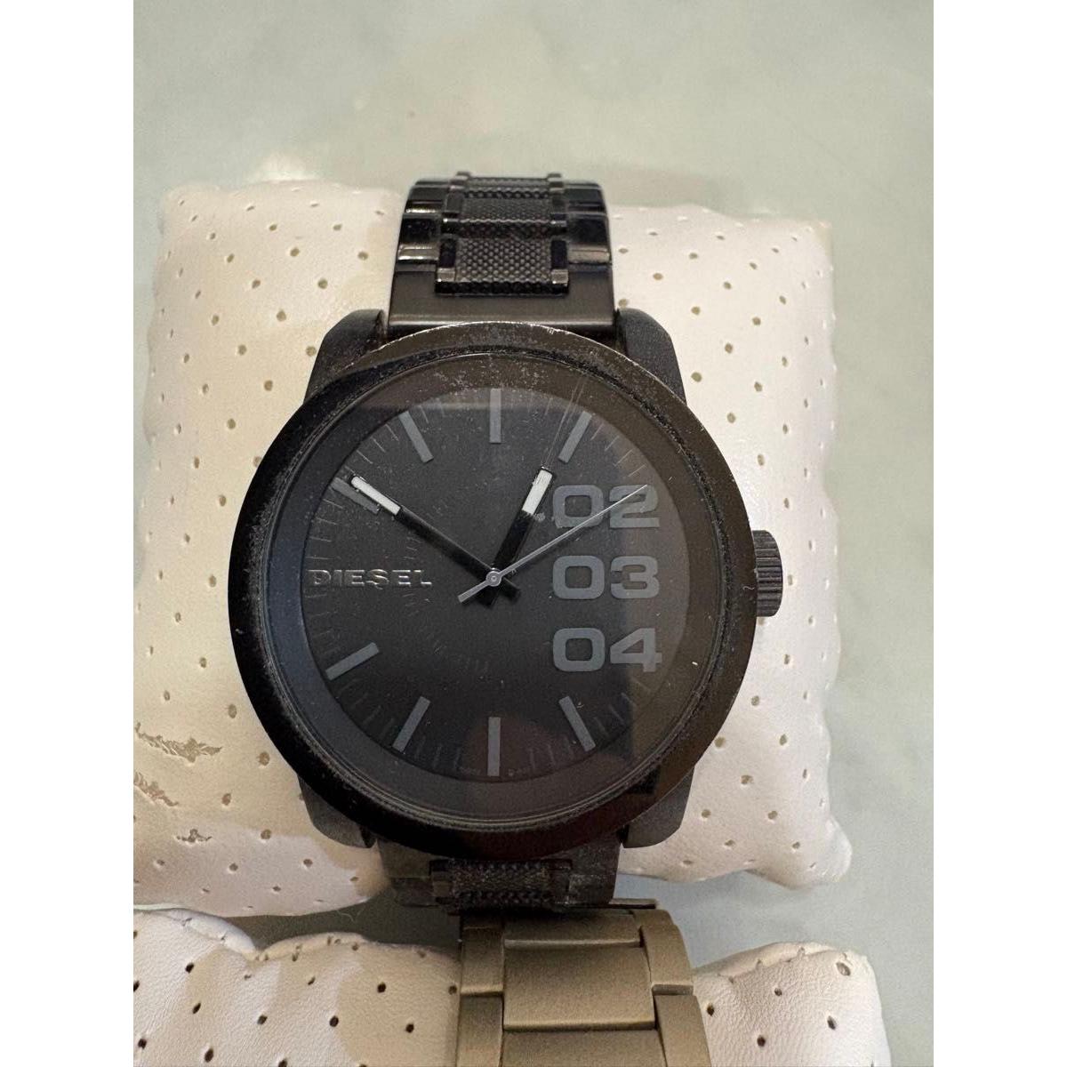 Used DIESEL 2 watches men s