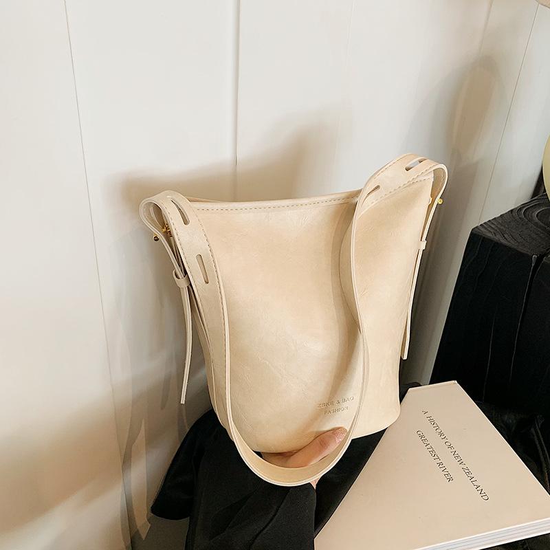 Bag Women's New Fashion Portable Messenger Bag