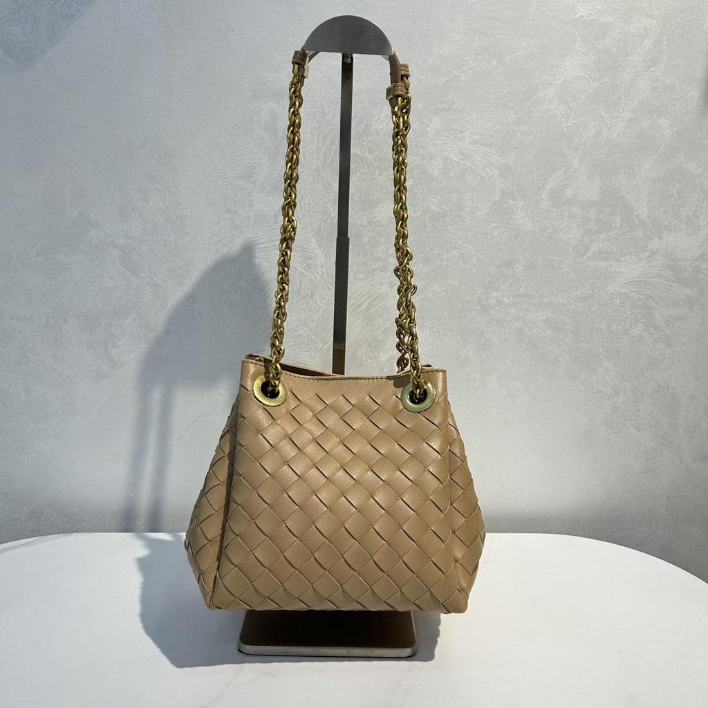 2025 Women's Handmade Leather Woven Chain Bag – Versatile Shoulder & Messenger Bag