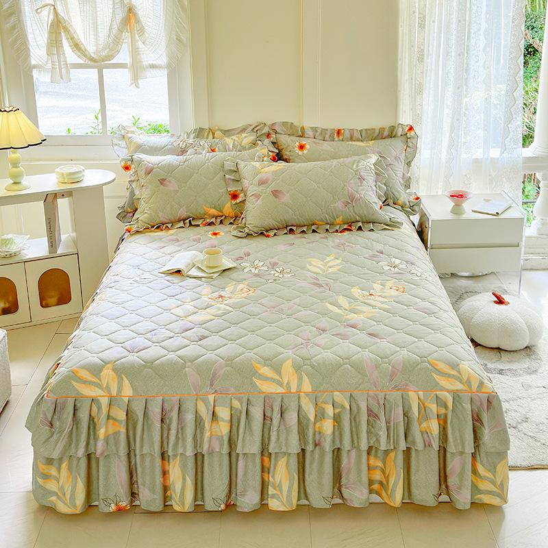 3pcs Bed Skirt Set Solid Color Quilted Thickened Lace Decoration Includes 1 Bed Skirt + 2 Pillowcases Suitable for Home And Hotel