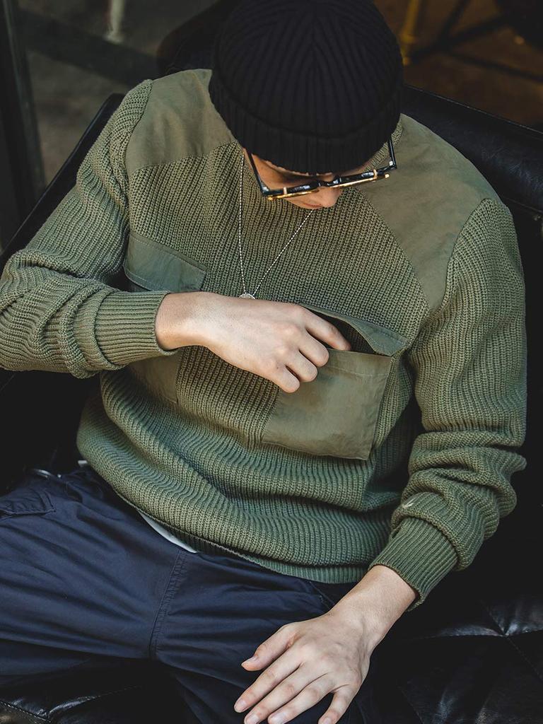 US Army TYPE Command Sweater with Long Sleeve Crew Neck [Norman] Men's Pockets, (Green, M)