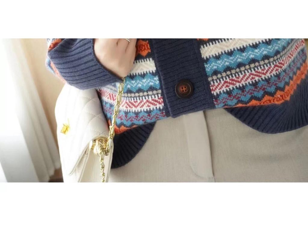 Women's Retro Striped V-Neck Cardigan - Thick Knitted Jacquard Sweater for Spring