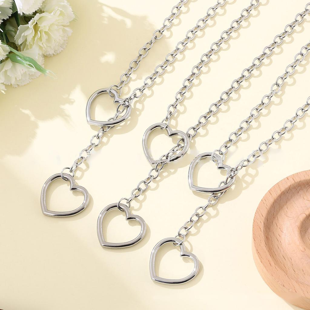 Hollow Heart Pendant Necklace for Women Slip Chain Choker Fashion Clavicle Chain Neckwear Wedding Party Jewelry Gift