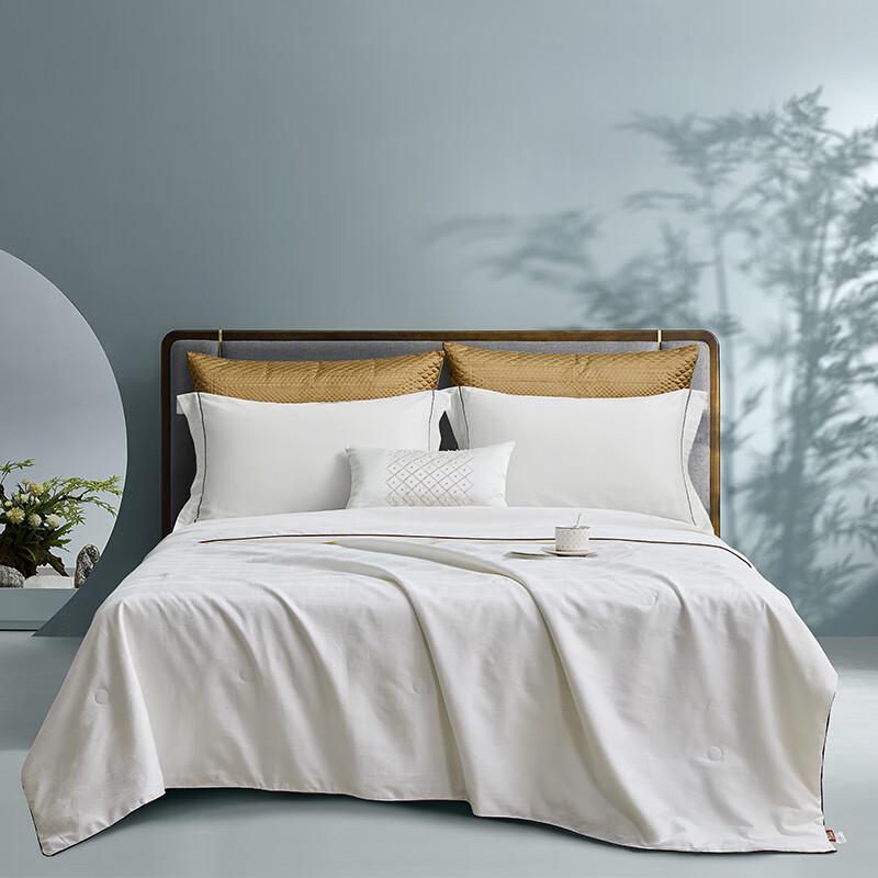 

Hongdou Southern Country Lightweight Spring Autumn Quilt