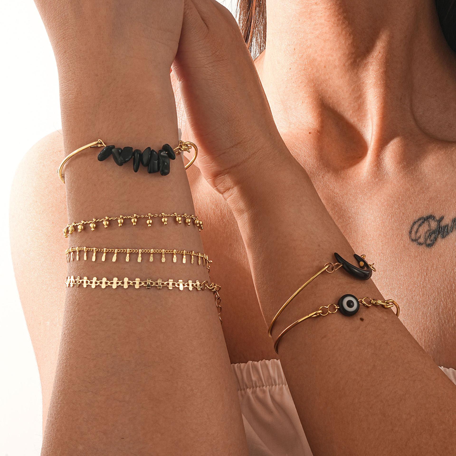 

Promotion Personalized Combination Jewelry, Fashion Crescent Eyes 6-Piece Set Gold Bracelet