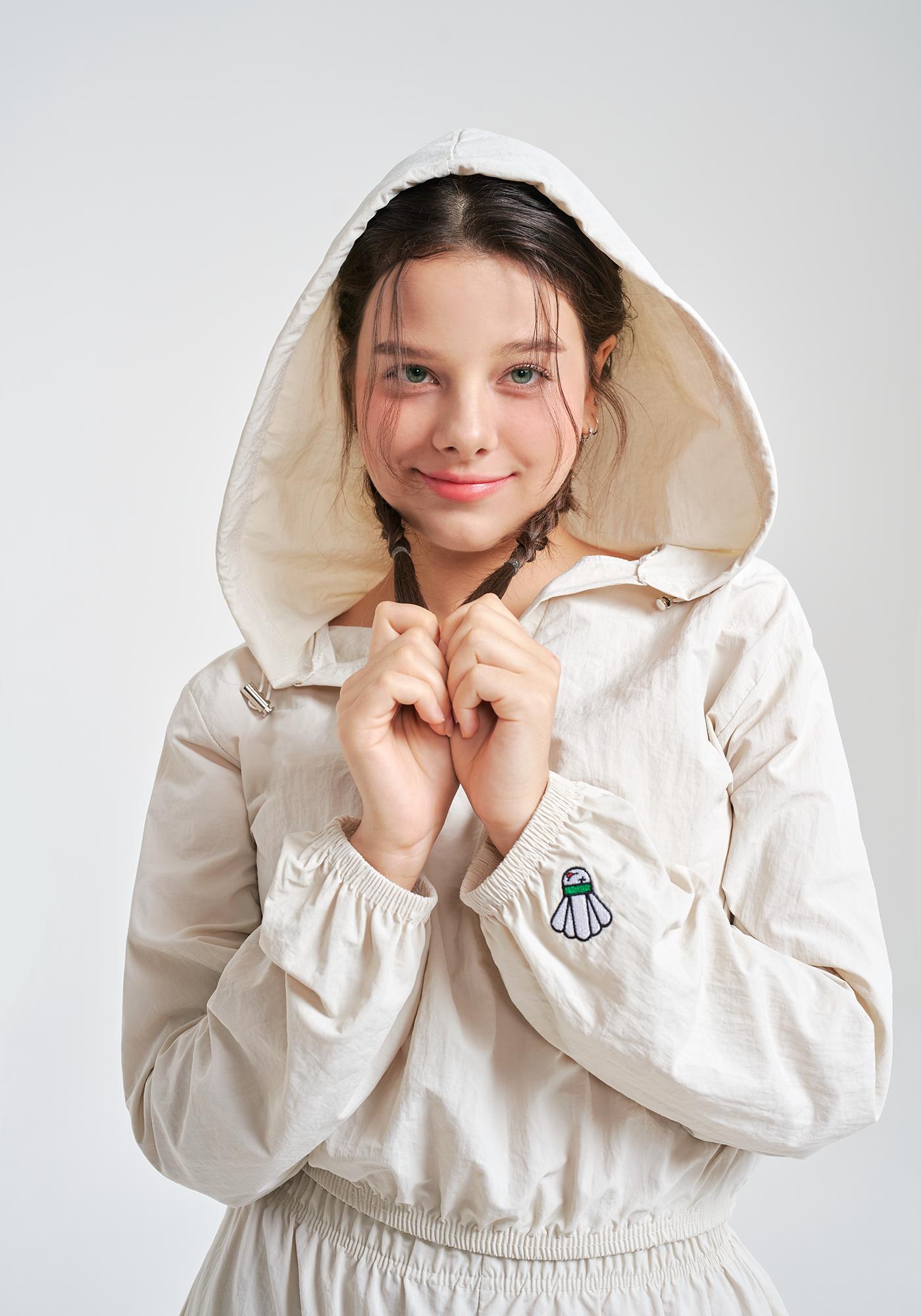 Mestari Nylon Semi-Crop Hoodie Cream Dh0105 Free