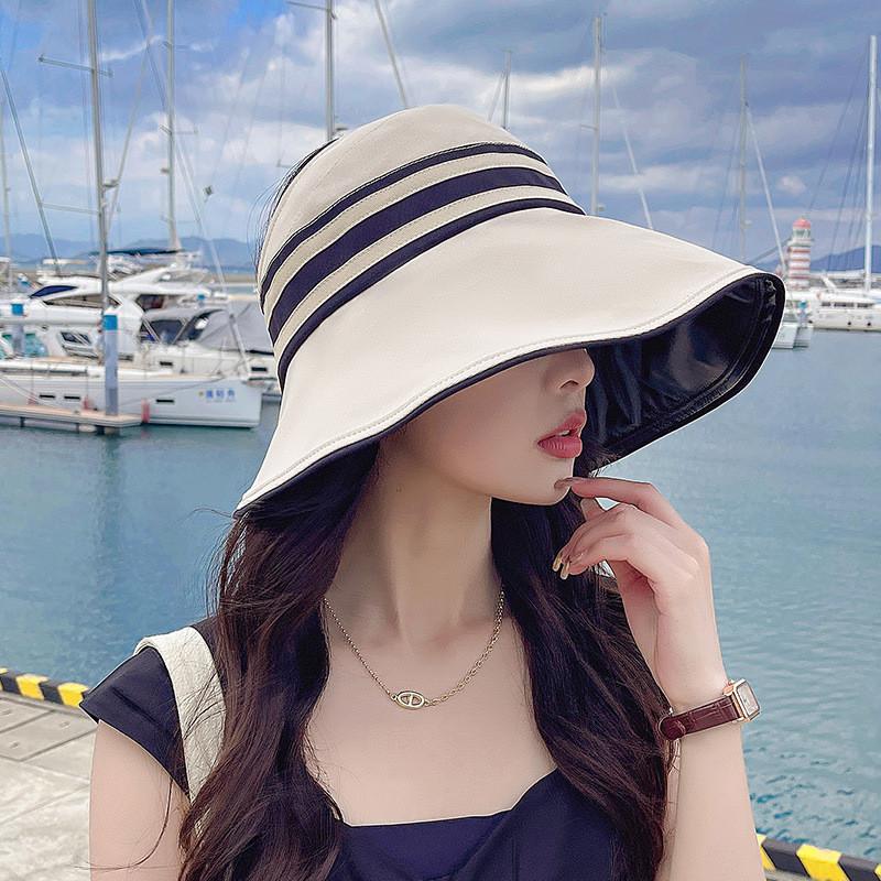 Stylish Ladies' Cotton Fisherman Hat With Satin Weave And Floral Spray Processing For Outdoor Activities