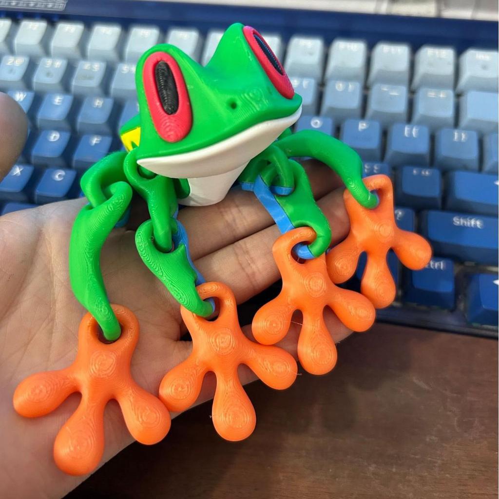3D Printed Magnetic Tree Frog Ornament - Refrigerator Magnet & Children's Decompression Toy