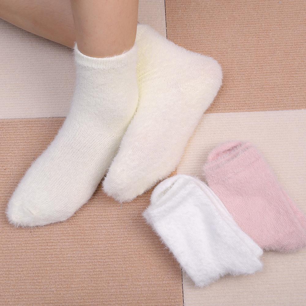 3 Paare Niedliche Nerz-Samt-Socken Korallen-Samt für Damen Herbst und Winter Warm Verdicken Thermisch Weich Elastisch Schlaf Plüsch Haarige Socken