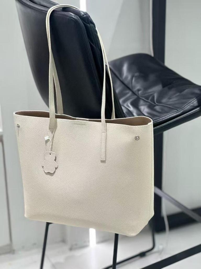 2025 Premium Cowhide Large Capacity Tote Bag - Elegant, Versatile Single Shoulder Underarm Bag for Commuting