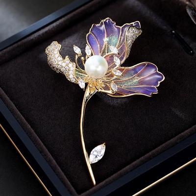 Broches y joyería para el cuerpo