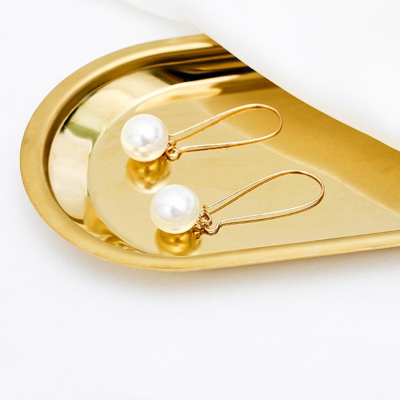 Women's Fashion Gold Long Hook Imitation Pearl Joker Elegant Earrings Travel Holiday Earrings Wedding Accessories