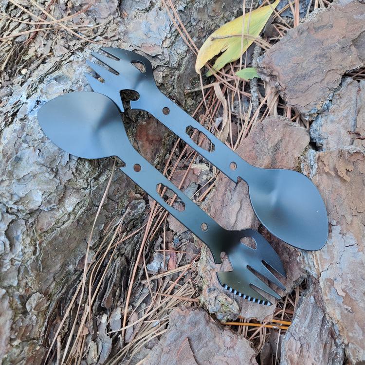 Zewnętrzny wielofunkcyjny narzędzie ze stali nierdzewnej: Widelec, łyżka, otwieracz do butelek i harpun survivalowy