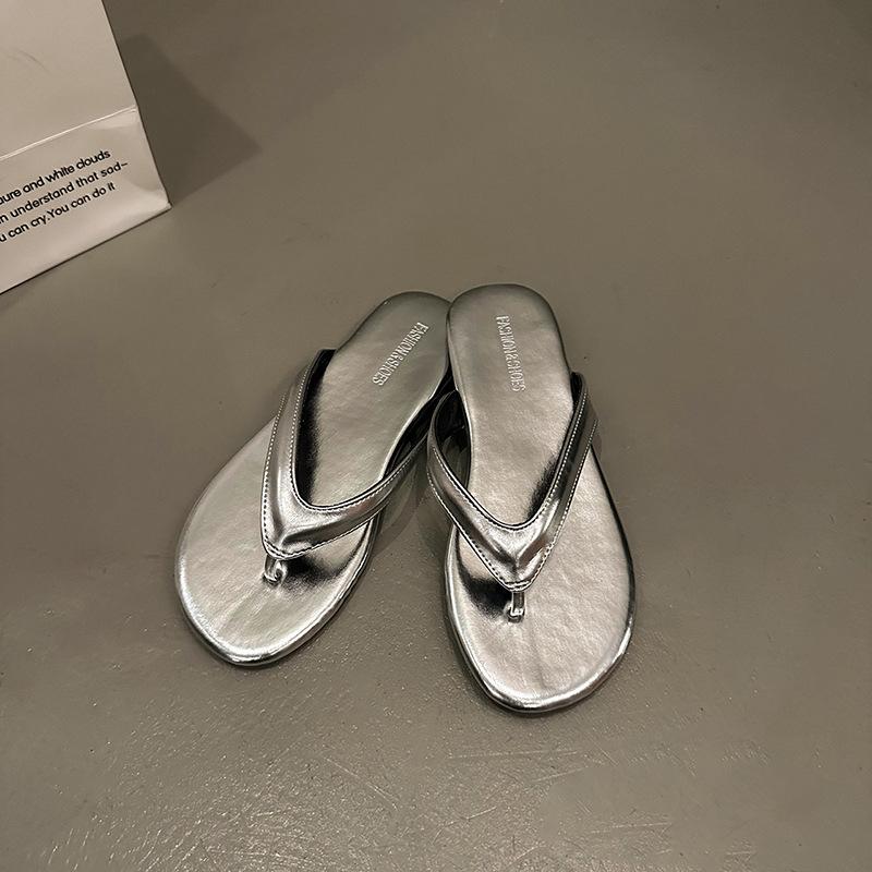 Fashion flat-bottomed silver flip-flops women's summer wear leopard print cool slippers seaside pinch women's shoes shoes