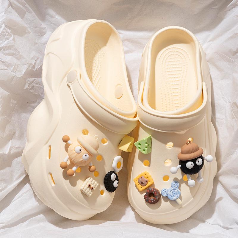 2025 Trendy Xiaohongshu Influencer Cute Cartoon Non-slip Thick-soled Summer Outdoor Closed-toe Slippers