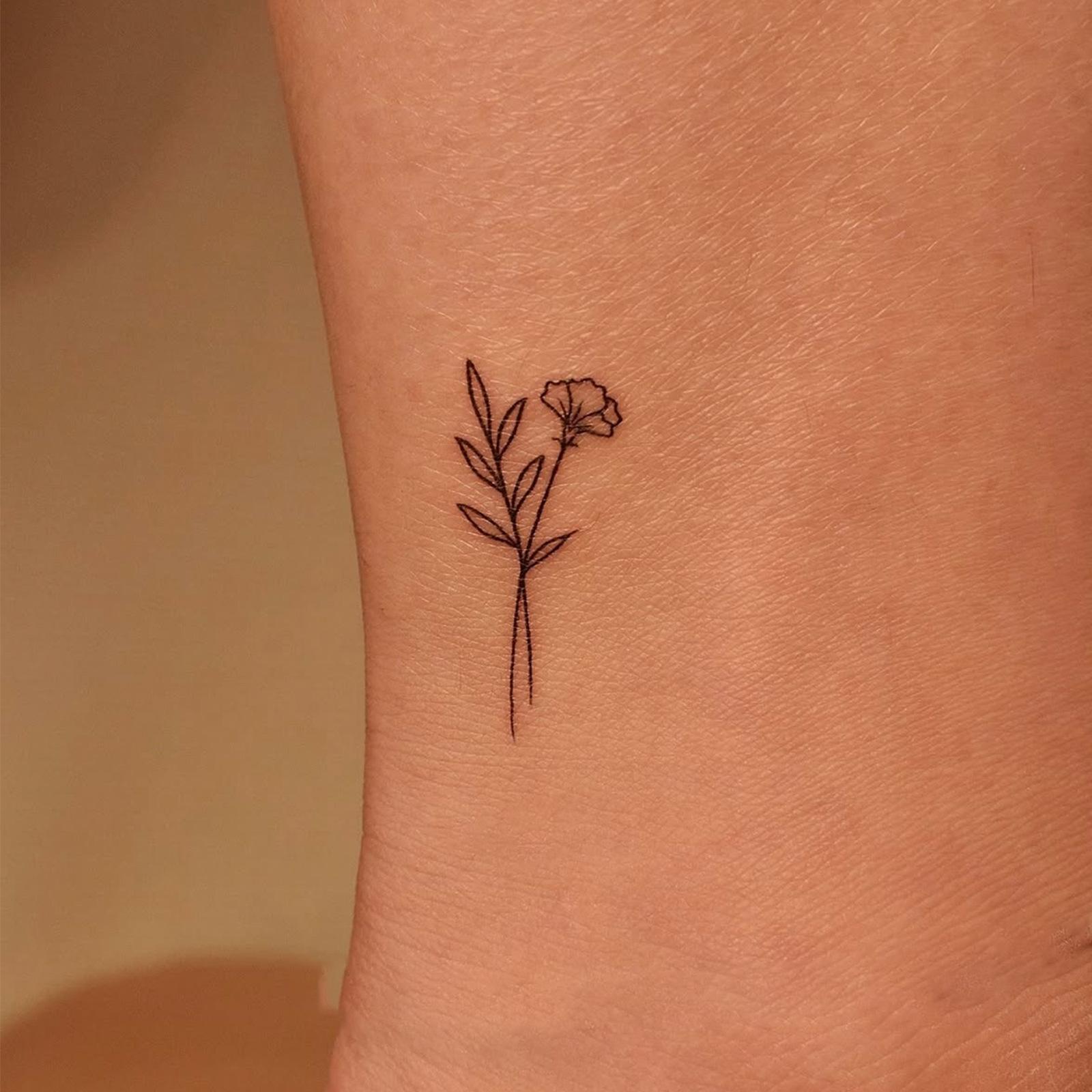 Glow Makeup Unisex Small Fresh Bouquet Small Picture Tattoo Sticker Simple And Beautiful Tattoo Sticker