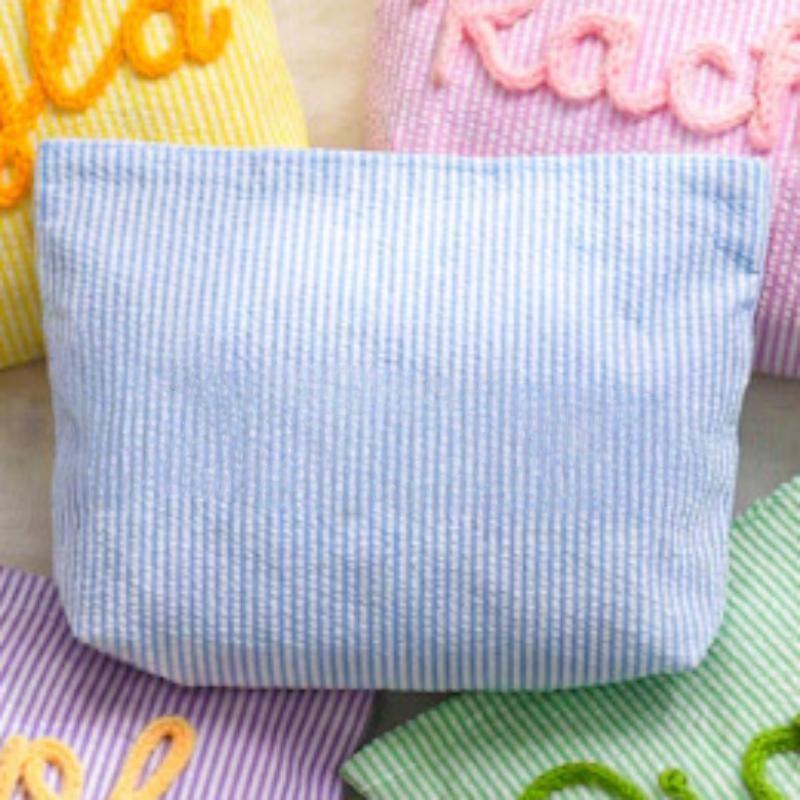 1 Pcs Seersucker Makeup Bag & Travel Pouch — Portable Toiletry Bag With Soft, Textured Striped Design
