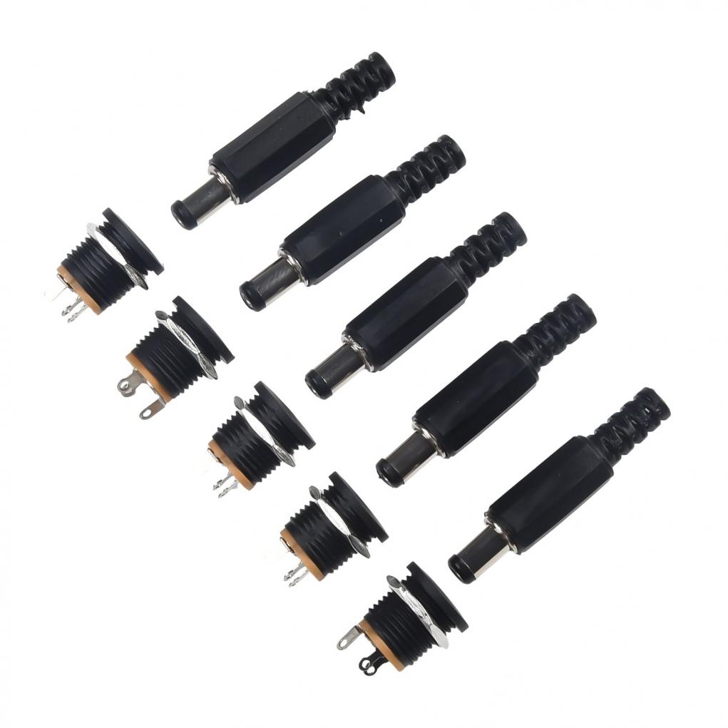 12V Power Connectors with Screw Torsional Strain Relief for Electronics