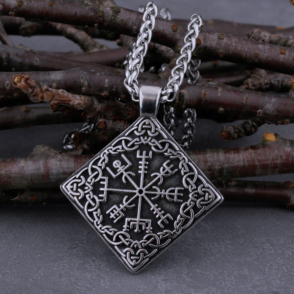 Stainless Steel Men's Road Sign Compass Vegvisir Rune Necklace Odin Amulet Viking Hip Hop Vintage Pendant Jewelry Boyfriend Gift