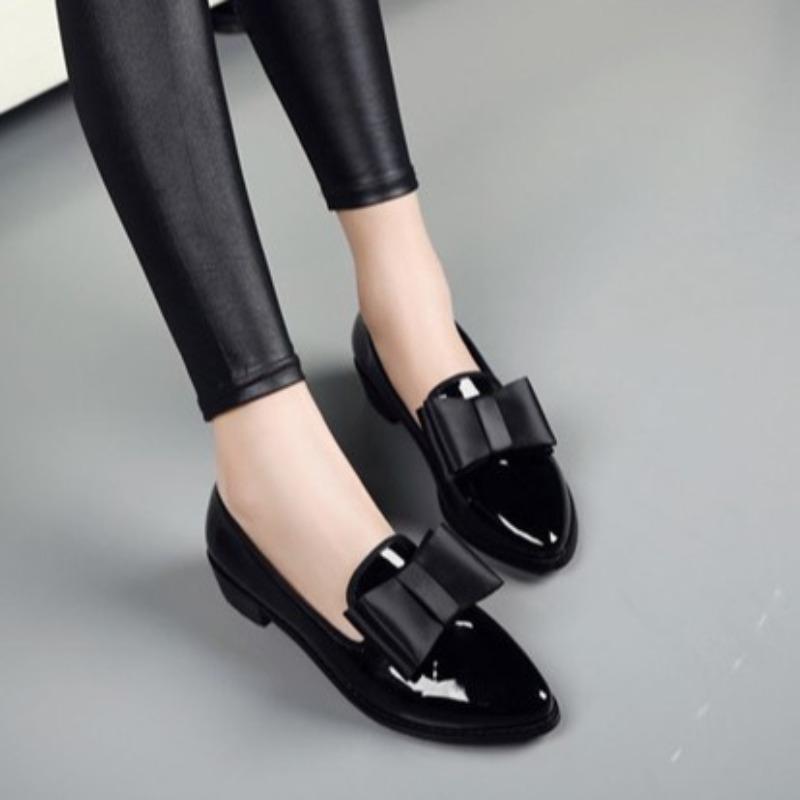 Bowknot High Heeled Small Leather Shoes for Women,Fashionable Pointed Toe, Large Size, Shiny Leather, Low Heel Women's Shoes