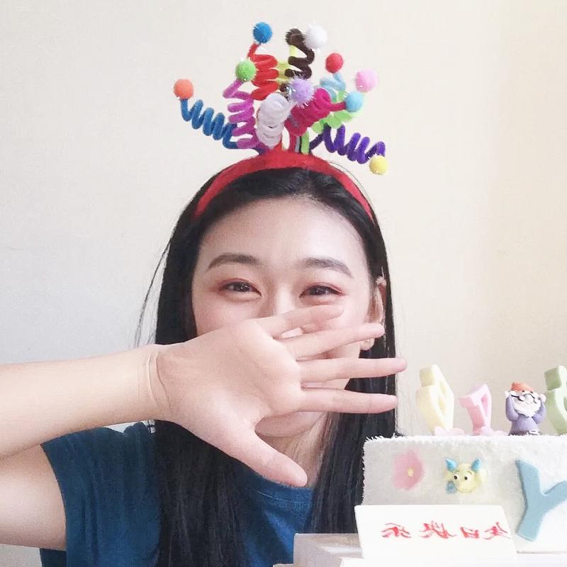 Korean Style Colorful Cartoon Headband for Birthdays, Cute Spring Dress-up & Fun Photo Props Cake Hat