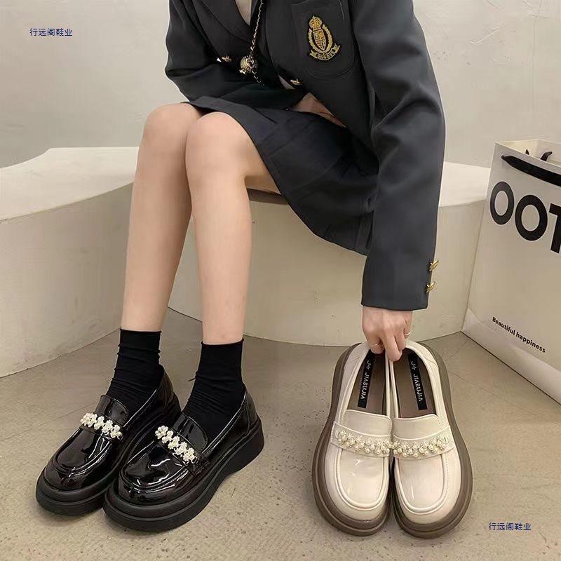 Female New Niche Design Pearl Style Versatile Thick-soled Small Leather Shoes Super Soft Round Head