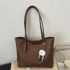 Retro Womens Oversized Tote Bag With Stitching Details And Internal Pouch For Commuting