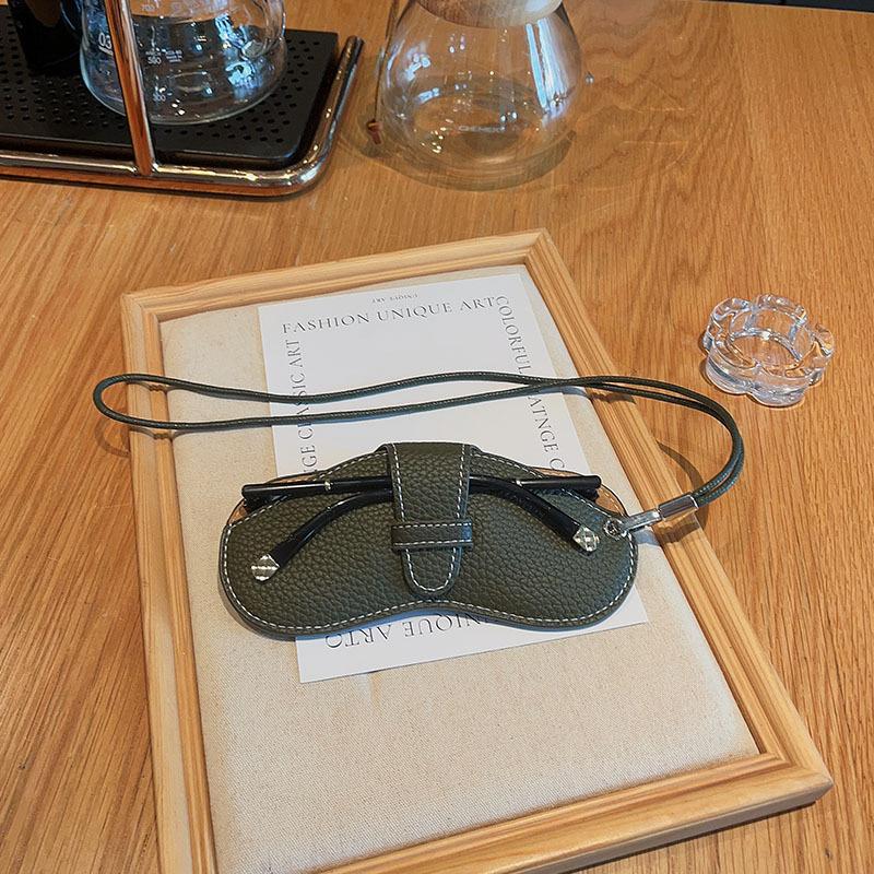 Halsband Tragbare Brillen Tasche Für Männer Frauen Myopie Brillen Schutzhülle Einfache Leder Sonnenbrillen Etui Aufbewahrungstasche