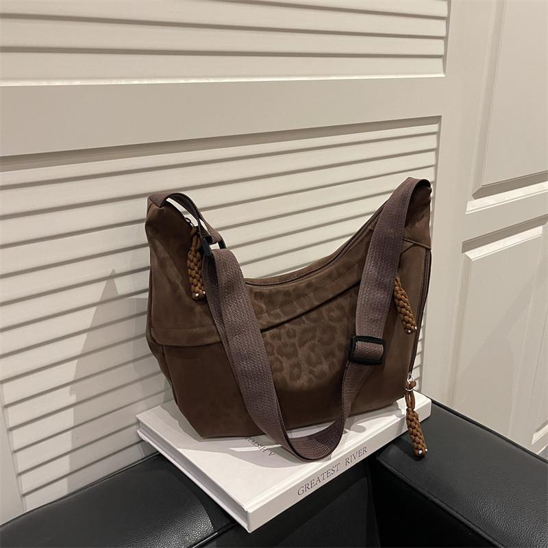 Minimalist Leopard Print Pu Crossbody Bag With Chain Strap For Daily Wear