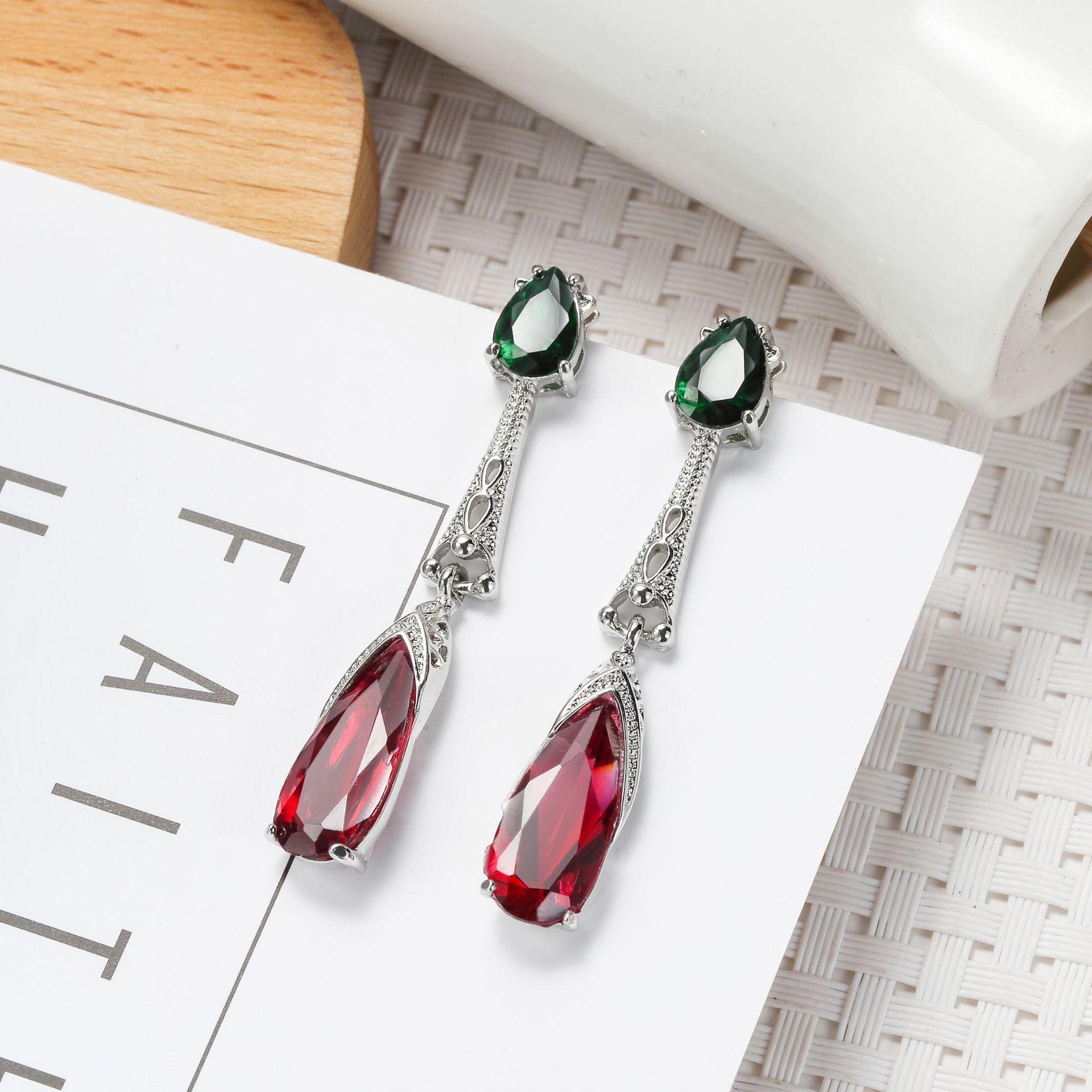 

Модные женские серьги с синим камнем, длинные серьги