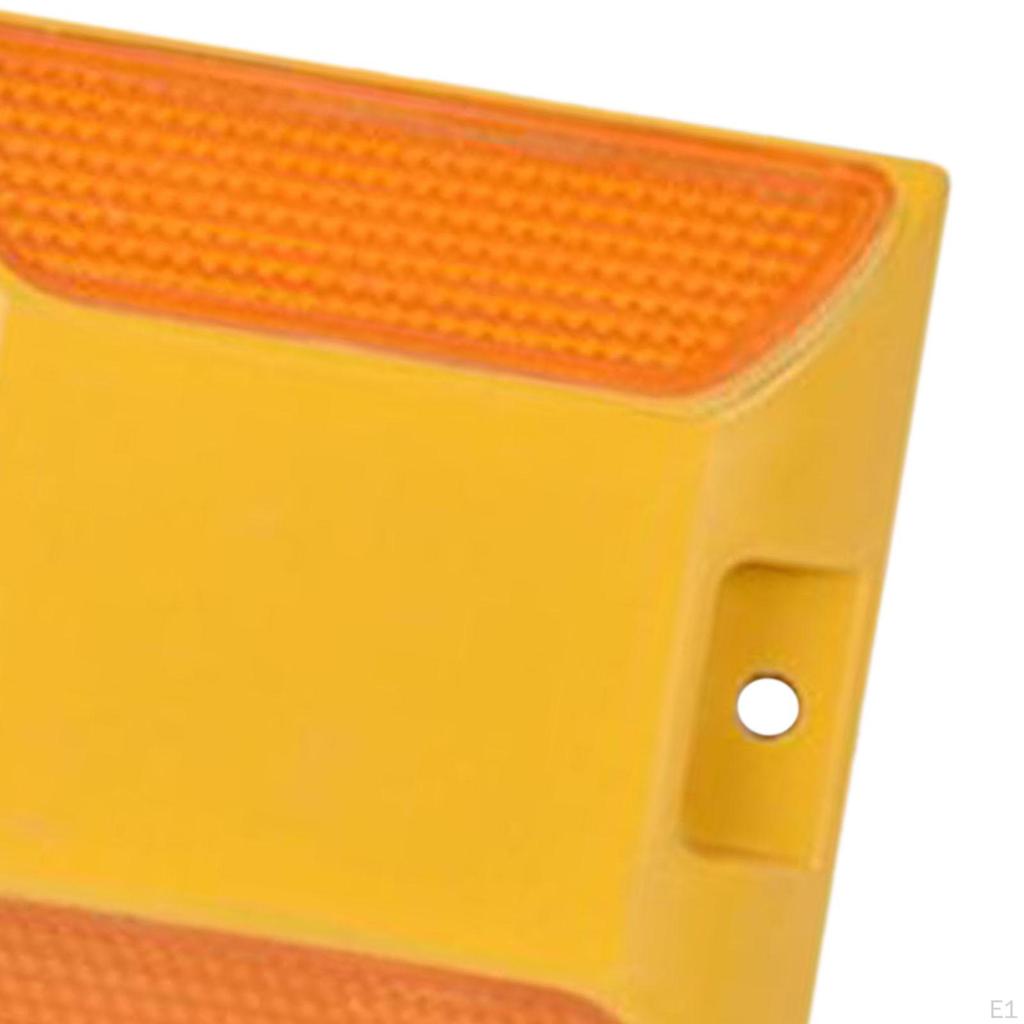 Road Reflector Sturdy High-reflectivity Pavement Marker Driveway for Pedestrian