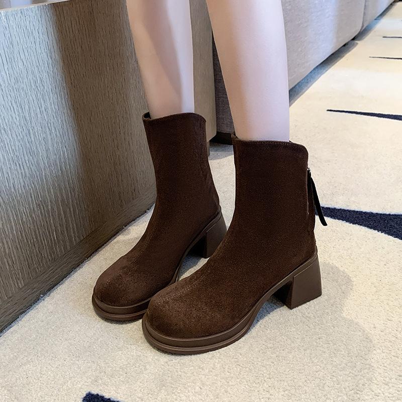 

Бежевые ретро съемные ботинки толстый каблук ботинки Мартин женские 2025 новые весна и осень увеличивающие рост и стройнящие рыцарские ботинки 40