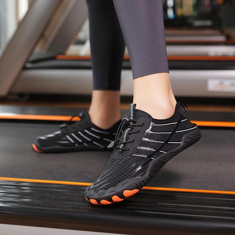 Hiking shoes Indoor fitness shoes Men's and women's skipping rope shoes Soft sole Yoga creek walking couple shoes Outdoor swimming