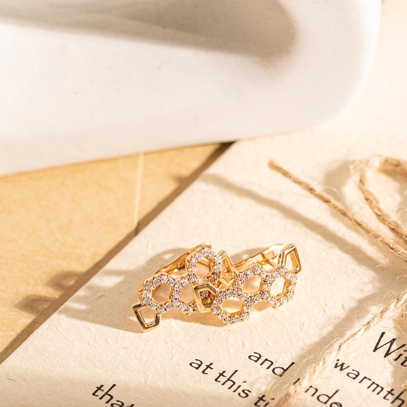 European and American Style Popular Zircon Earrings for Women, Fashionable, Atmospheric and Simple Hexagonal Earrings