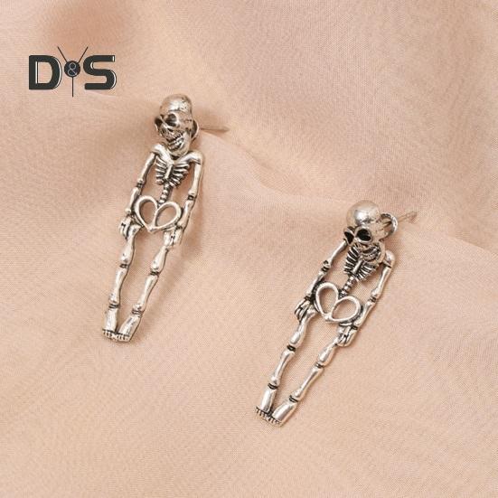 1 Pair Women Halloween Earrings Skeleton Shape Punk Exaggerated Polished Alloy Skull Jewelry Club Party Ear Jewelry