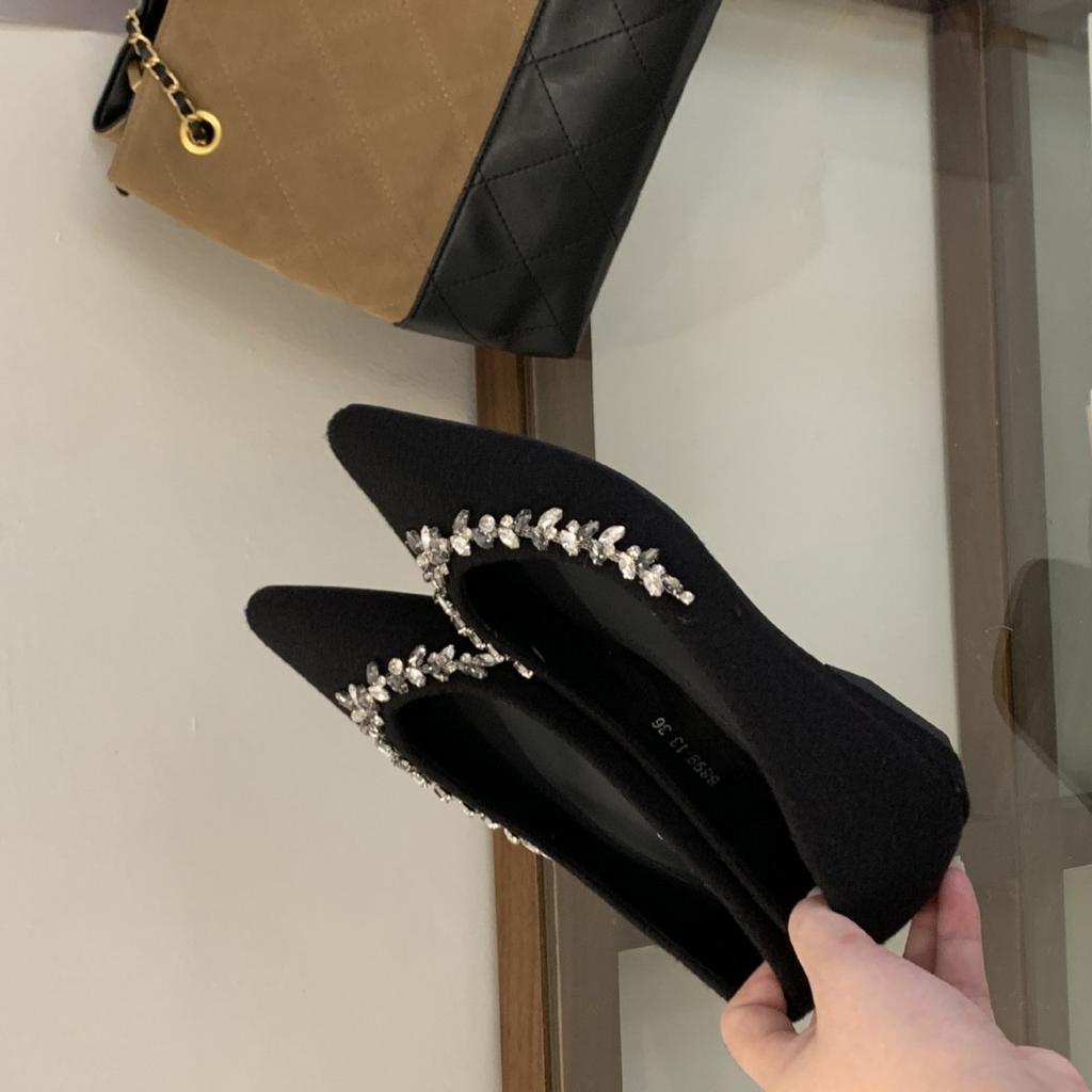 2025 Autumn and Winter New Small Pointed Rhinestone Short Slope Heel Shallow Mouth Commuter Work Women's Single Shoes