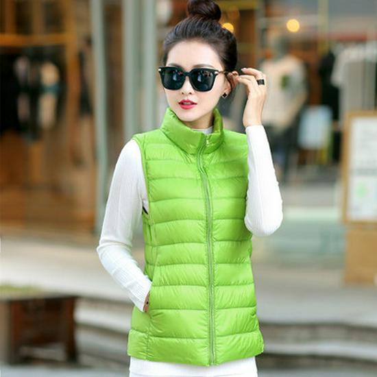 2024 Autumn Women's Lightweight Stand Collar Down Vest: Stylish Short Casual Fashion