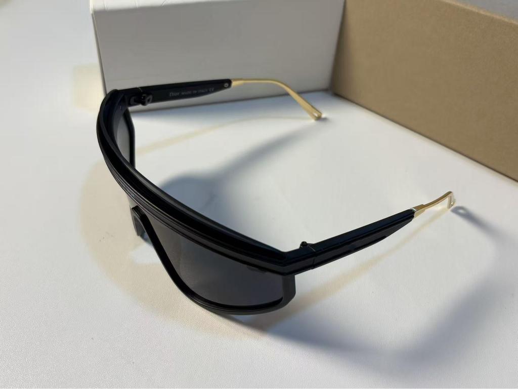 Ochelari de soare unisex cu ramă mare retro la modă 2025: Rezistent la vânt & Protecție UV