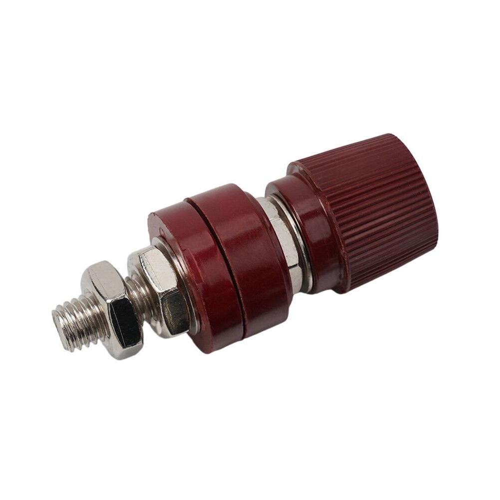 

Для аккумуляторных ящиков и панелей, аккумуляторных стоек, автофургонов и лодок красный