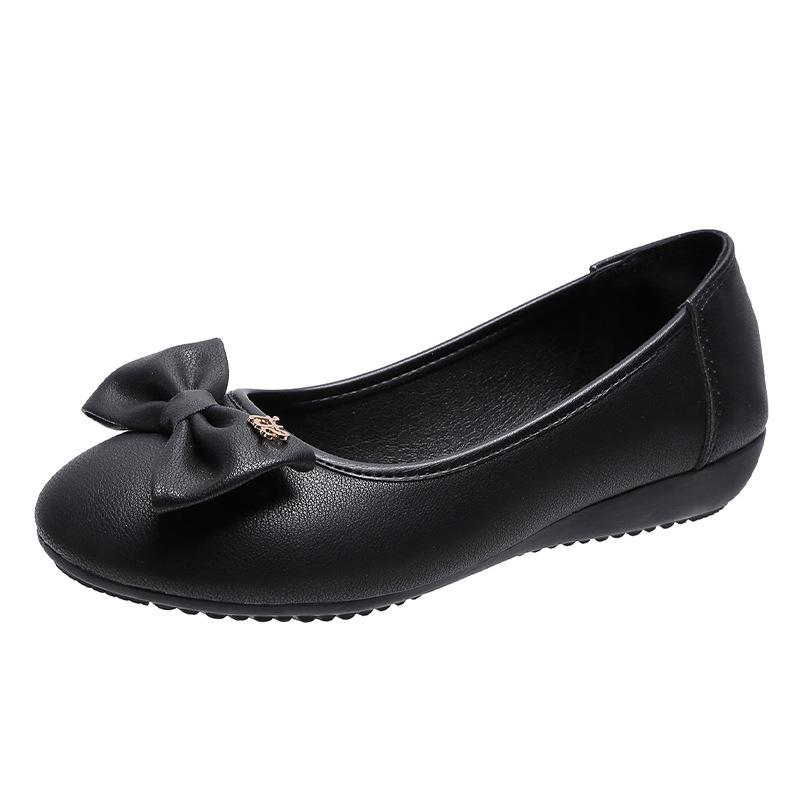 Women's Spring and Autumn Flat Shoes with Shallow Round Toe and Soft Leather Soles